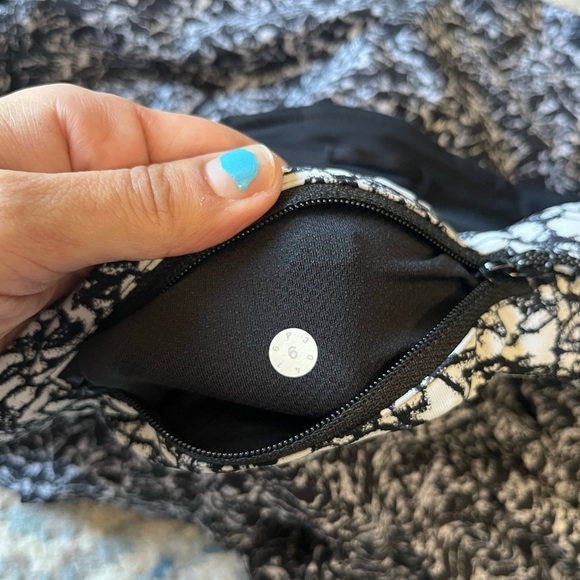 Lululemon Circuit Breaker Skirt ice wave size 6 - Picture 5 of 5